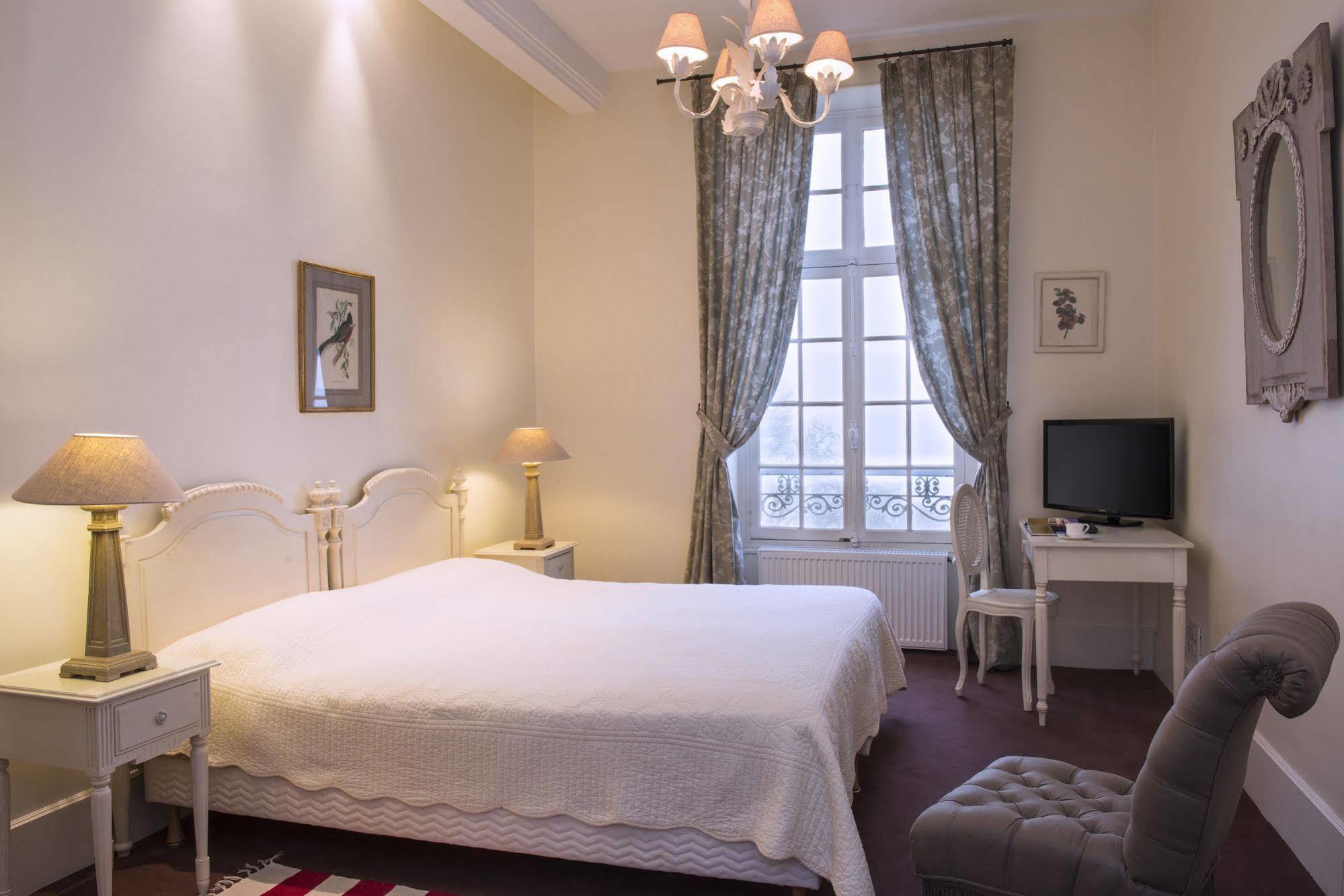 Hotel Chateau De L'Hermitage Pontoise Ngoại thất bức ảnh